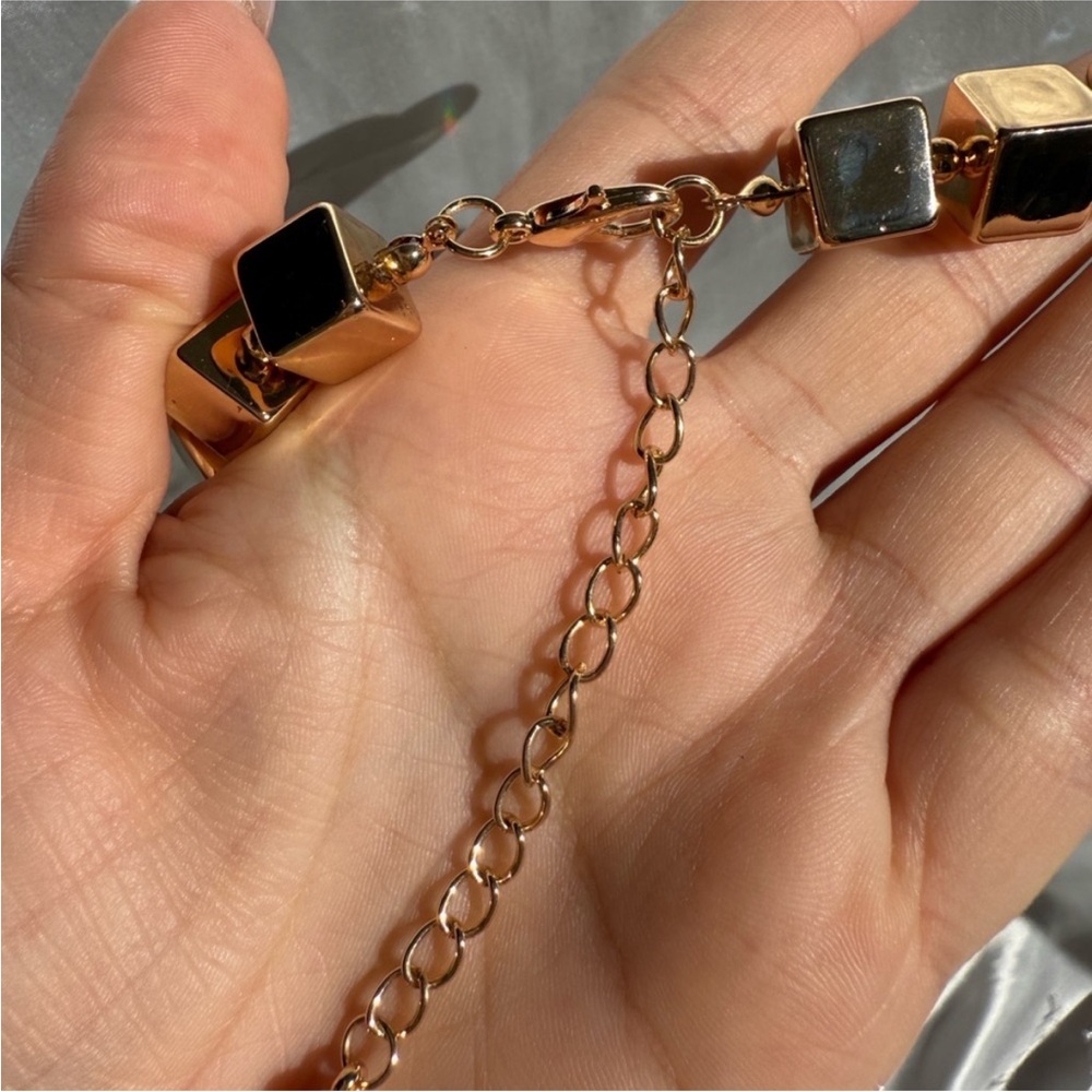 Luxury Cube Gold and Crystal Necklace - Picture 6 of 9
